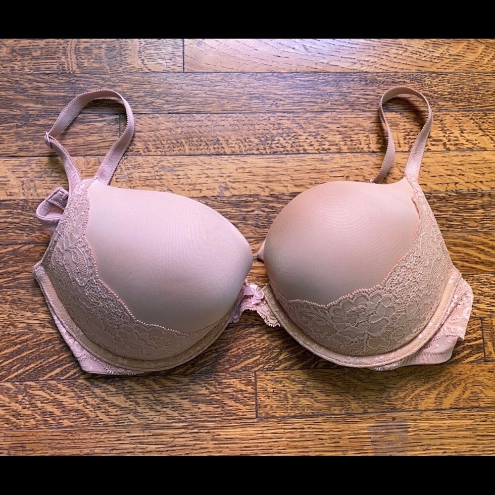 Nude Victoria secret push-up bra 36c excellent